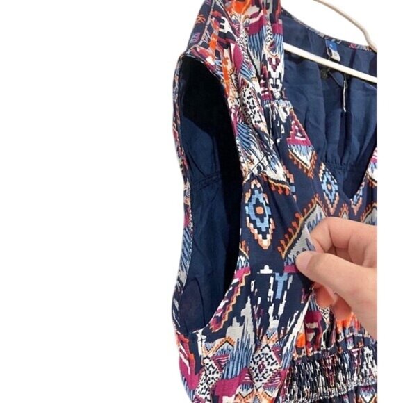 Old Navy Multicolor Aztec Print Blouse Waist Defined With Dolman Sleeve Size XL - Picture 6 of 11